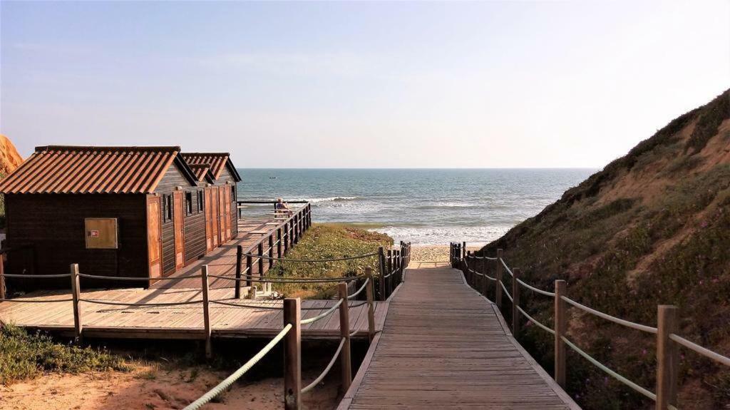 Falesia Beach Villa Olhos de Agua  Exterior photo